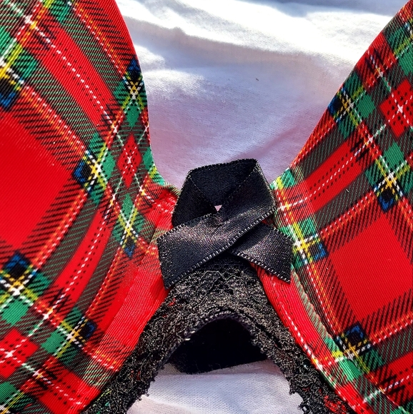 Adore Me Women's Bra and Panty Christmas Plaid Set - Picture 9 of 11